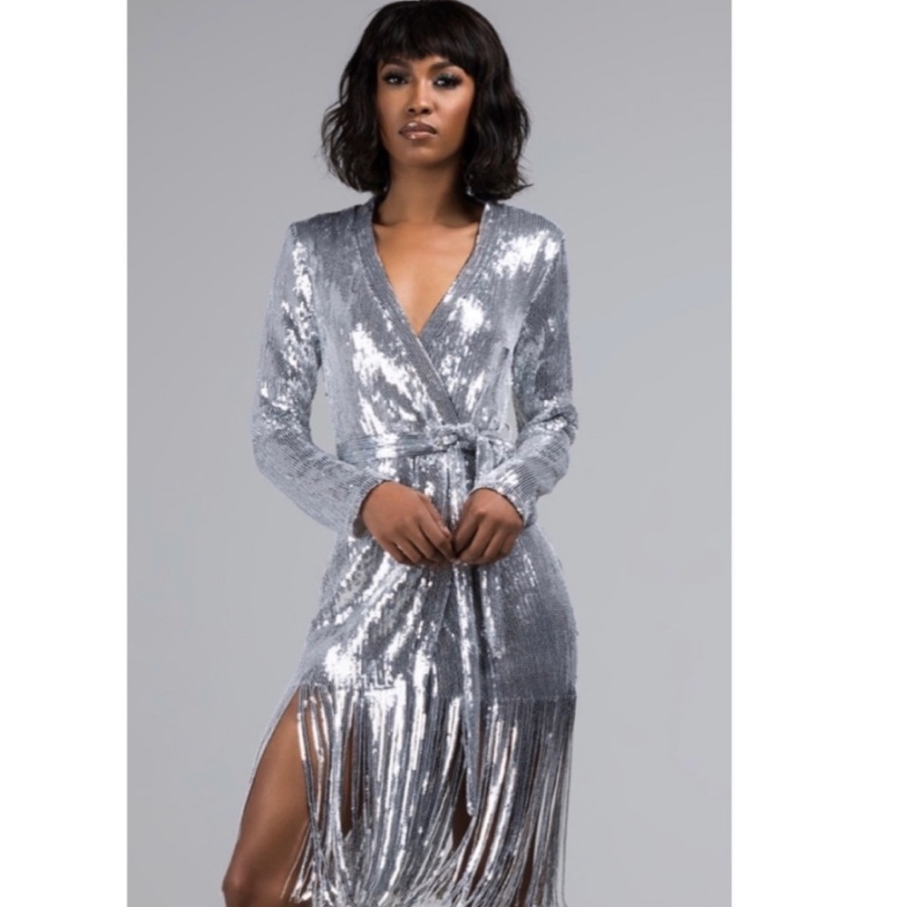 NEW Akira Sequin Cardigan SZ L